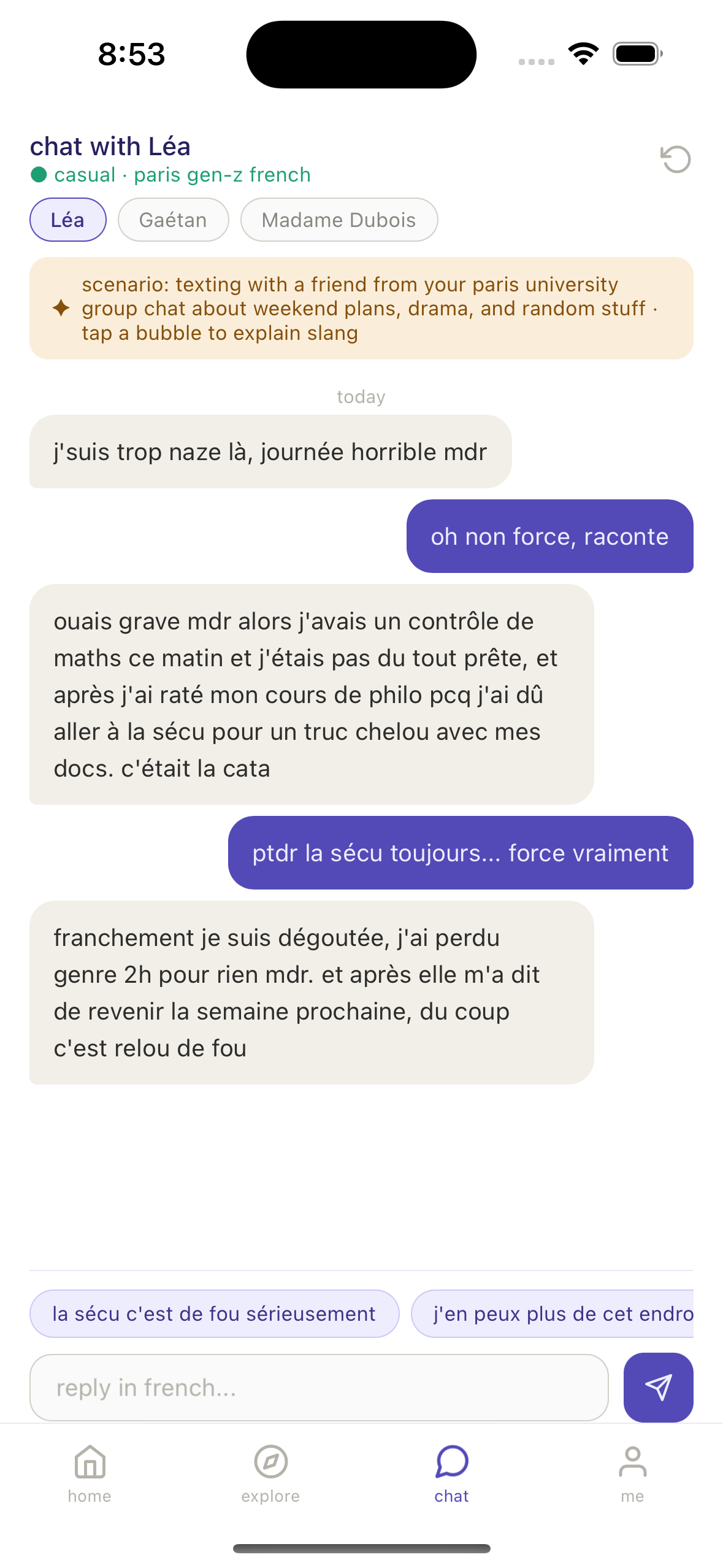 Chat with Léa in casual French